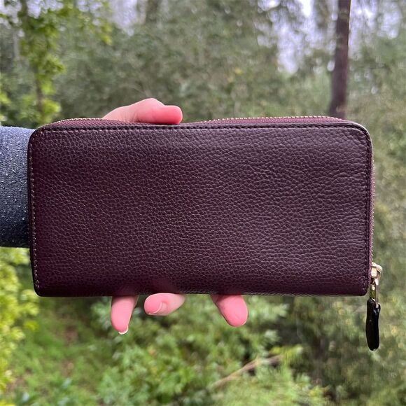 COACH Long Zip-Around Pebble Leather Wallet Credit Card Holder AUTHENTIC - Picture 2 of 7